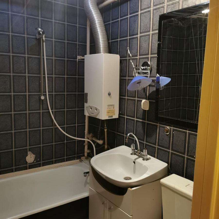 Апартаменты Kawalerka Z Balkonem 27 Ченстохова Экстерьер фото