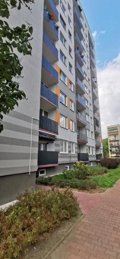 Апартаменты Kawalerka Z Balkonem 27 Ченстохова Экстерьер фото